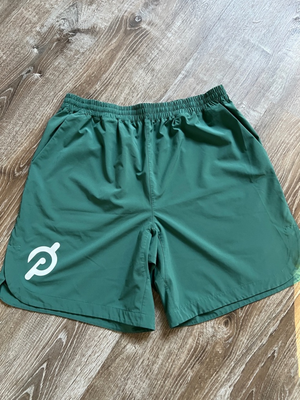 EUC Peloton men’s running shorts size Large